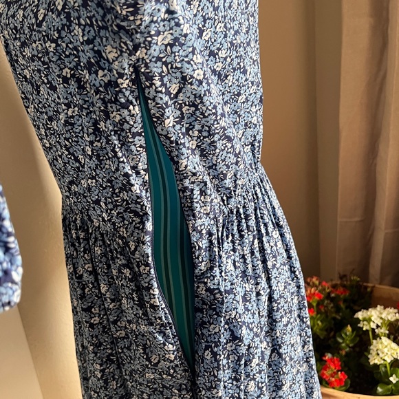 Jcrew Blue Floral V-Neck Long Sleeve Wrap Dress - Picture 6 of 9
